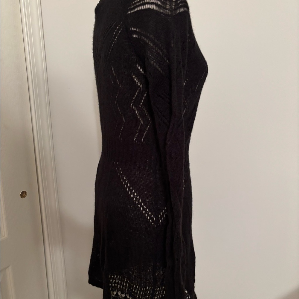 Elegant Light Weight Black Knit Dress size 12 - Picture 7 of 9